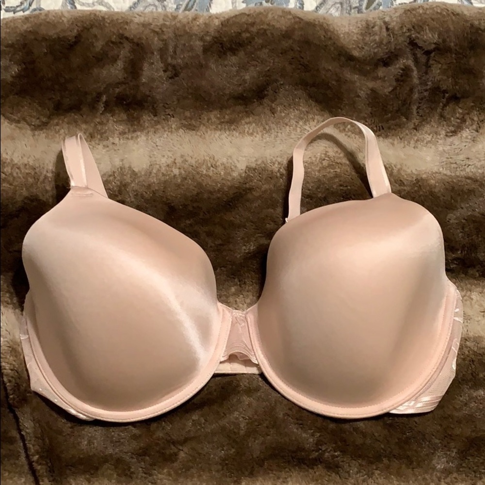 Wacoal bra lightly padded 38DDD